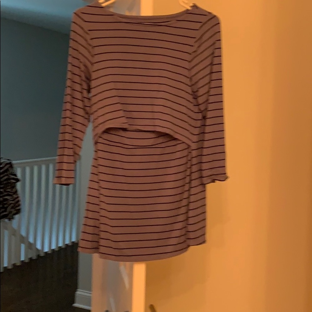 Gap Maternity nursing tip